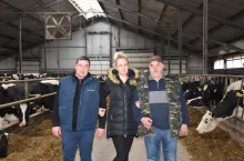 &lt;p&gt;Rodzina Tyszków od 7 lat dostarcza mleko do SM Mlekovita i bardzo chwali sobie tę współpracę, wręcz uważa, że gdyby nie solidny partner w postaci Mlekovity to na pewno nie byłoby nowej obory i rozwoju produkcji mleka w ich gospodarstwie.&lt;/p&gt;