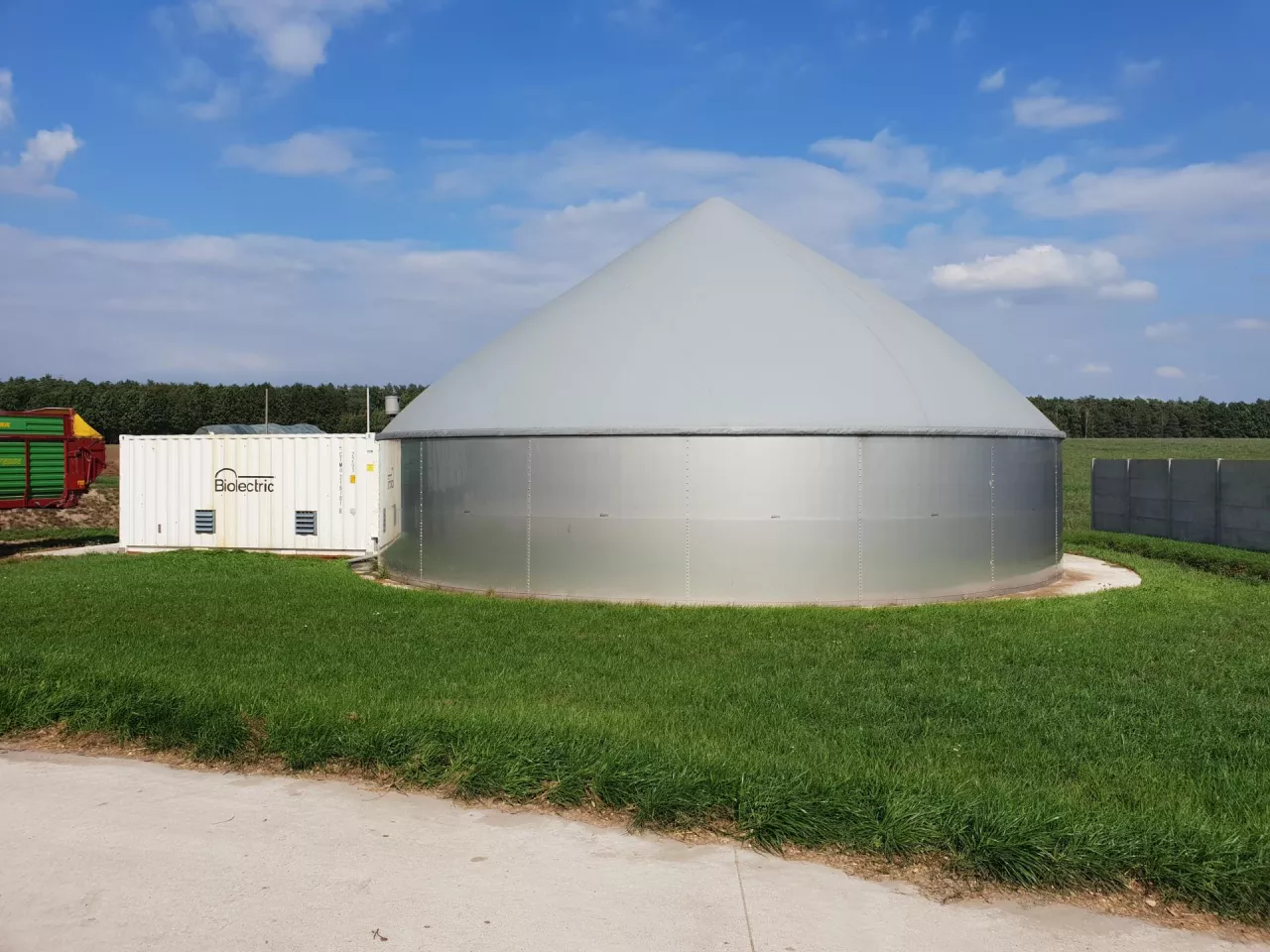 Biogazownia rolnicza Gospodarstwo Rolne Kolonia Łaznów - Biolectric - bydło