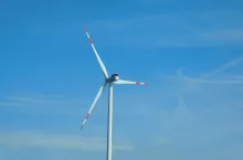 &lt;p&gt;LIR oczekuje nowych regulacji prawnych dotyczących wiatraków i farm fotowoltaicznych&lt;/p&gt;