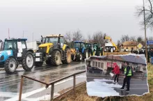 &lt;p&gt;Gwałtowne protesty rolników w Bułgarii. Blokada granic i mleko na ulicach [FOTO]&lt;/p&gt;