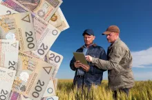 &lt;p&gt;ARiMR przyspiesza wypłatę dopłat i ekoschematów. Ile pieniędzy przeleje rolnikom w marcu i kwietniu?&lt;/p&gt;