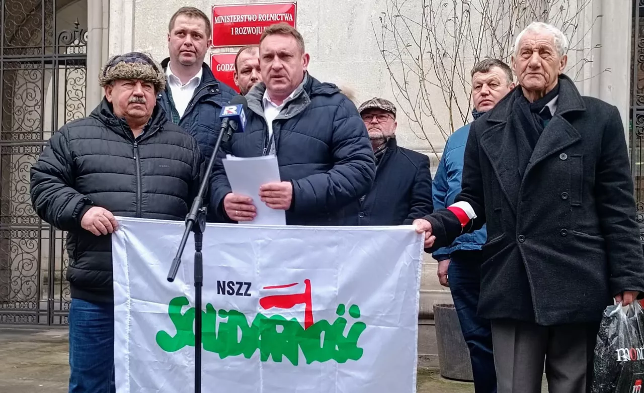 ”Solidarność” domaga się 70 mld zł dla polskich rolników na pokrycie strat 
