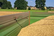 Podmioty skupowe oraz ich zrzeszenia i organizacje zgłaszały do resortu rolnictwa niezadowolenie wobec nałożonych na nich ustawowego obowiązku wnoszenia opłaty na FOR.