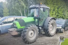 Traktor został odholowany na policyjny parking.