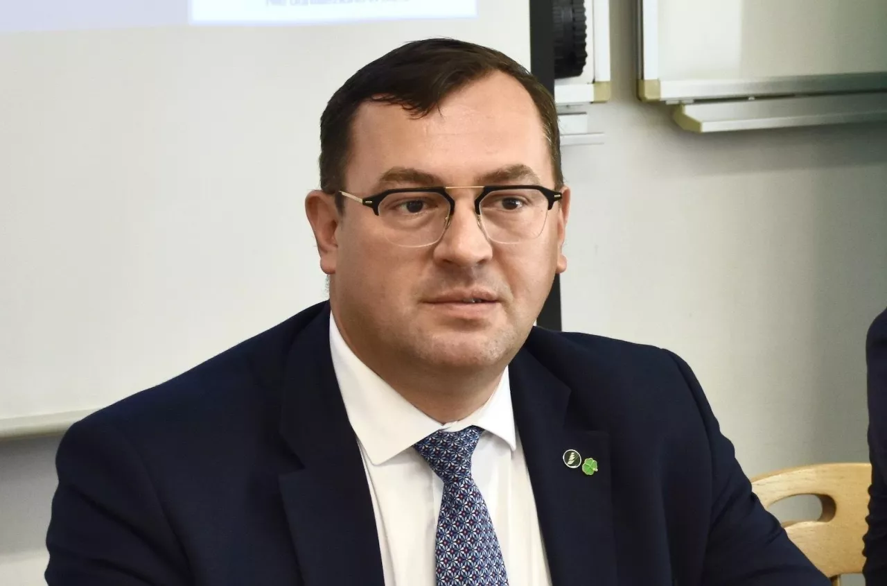 Krajewski ostrzega: Wejście Ukrainy do UE będzie dużym zagrożeniem dla polskiego rolnictwa i mleczarstwa