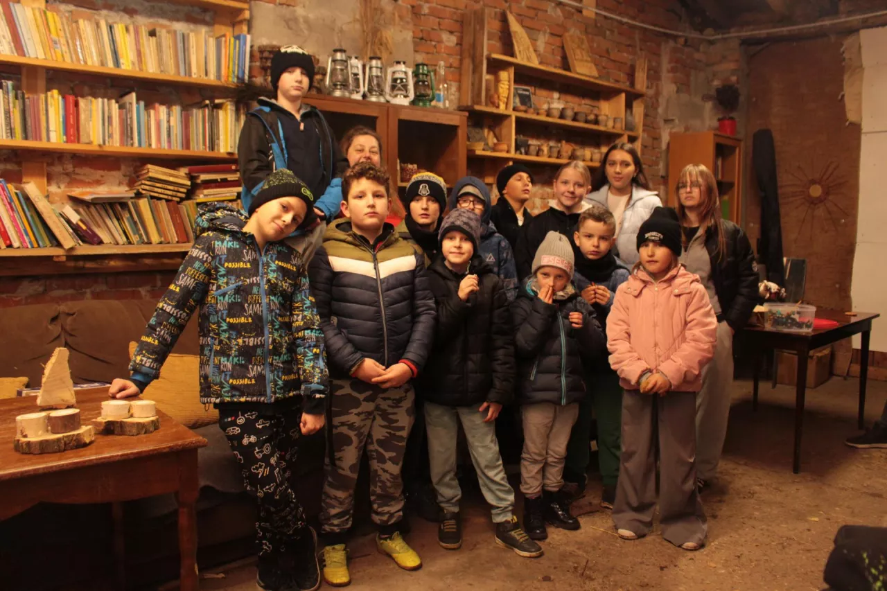 Klub Przygody w Makowie to coś więcej niż miejsce do spędzania wolnego czasu. To miejsce, w którym można się nie tylko rozwijać intelektualnie, ale budować więzi