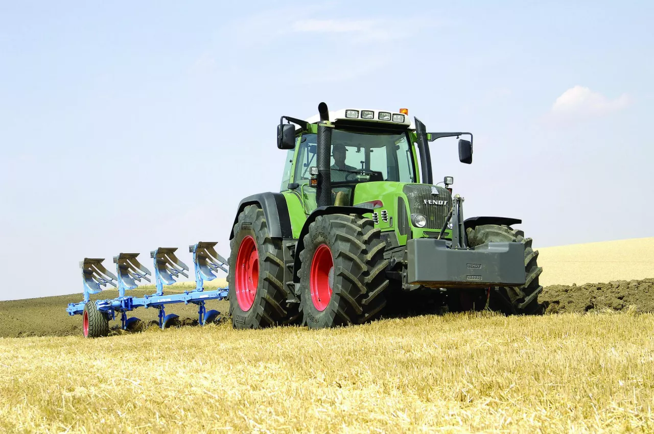 Od 1 stycznia 2025 roku w sieci dealerskiej marek Fendt i Valtra nastąpiła zmiana, a mianowicie firmę Agricola Lublin zastępuje Raifeissen Waren.