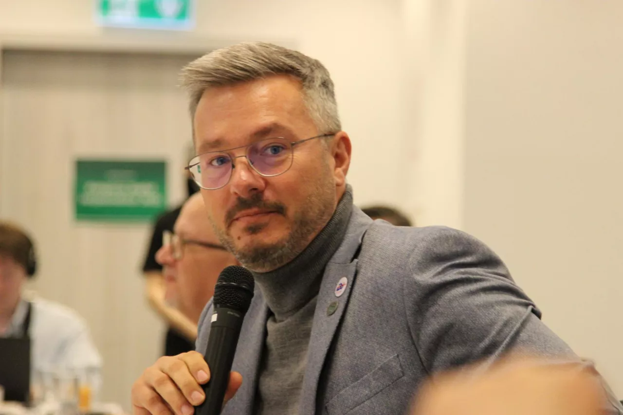 Pomoc suszowa: kiedy ruszy nabór wniosków? Wiceprezes ARiMR ujawnia