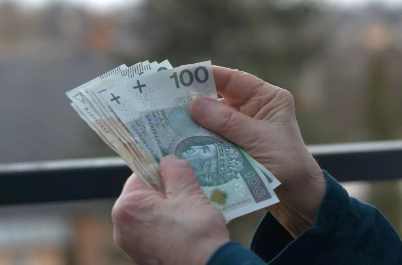 Spółdzielnia rolników nie dostała pieniędzy za produkty. Czy ma prawo do rekompensaty z KOWR?