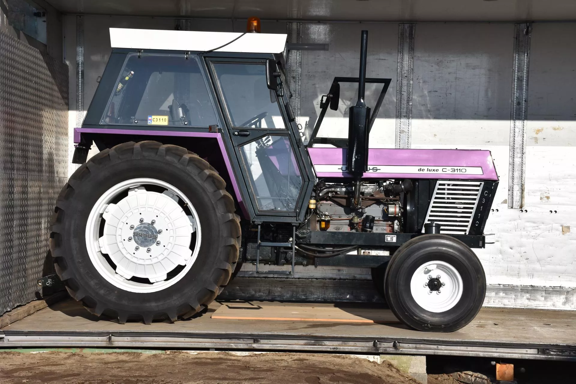 Ardanowski: Ursus został zniszczony specjalnie. "Palce maczały służby specjalne"