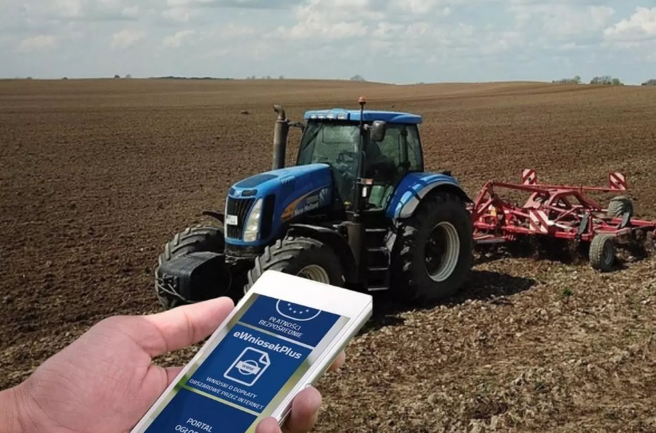 Te pieniądze należą się każdemu rolnikowi. Ale niewielu złożyło wniosek