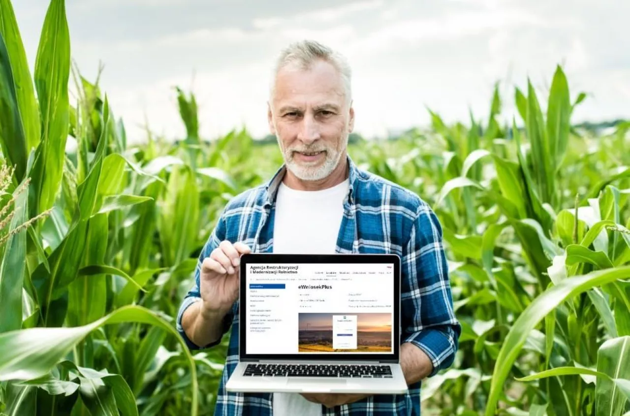 Jak wypełnić wniosek o dopłaty bezpośrednie 2025? [Instrukcja ARiMR]