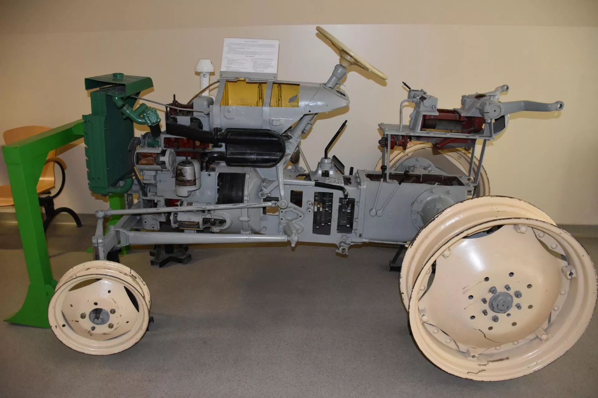 Serce Ursusa odsłonięte na uczelni w Olsztynie [ZDJĘCIE TYGODNIA]