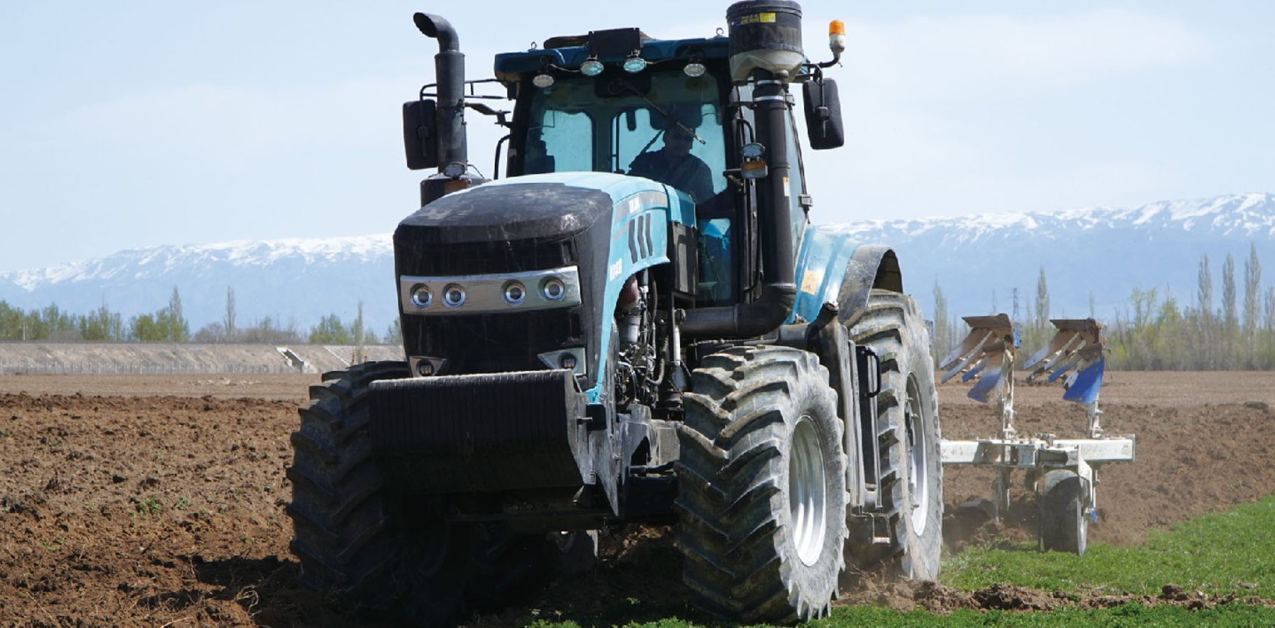 Ciągnik jak czołg. Chiński gigant wjedzie na nasze pola?