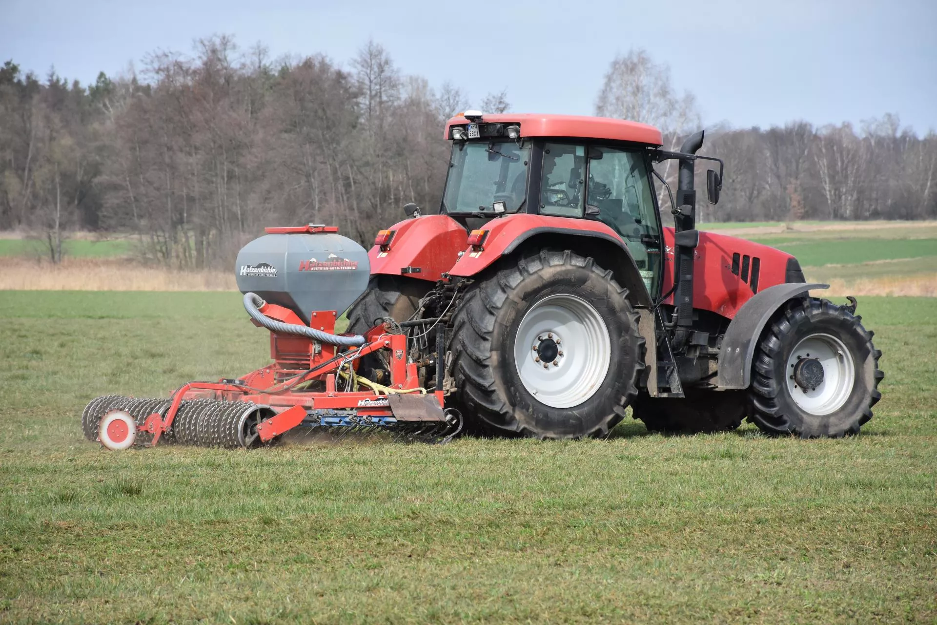 Dopłaty bezpośrednie 2025: jakie zmiany w TUZ i ekoschemacie "Zróżnicowana struktura upraw"?