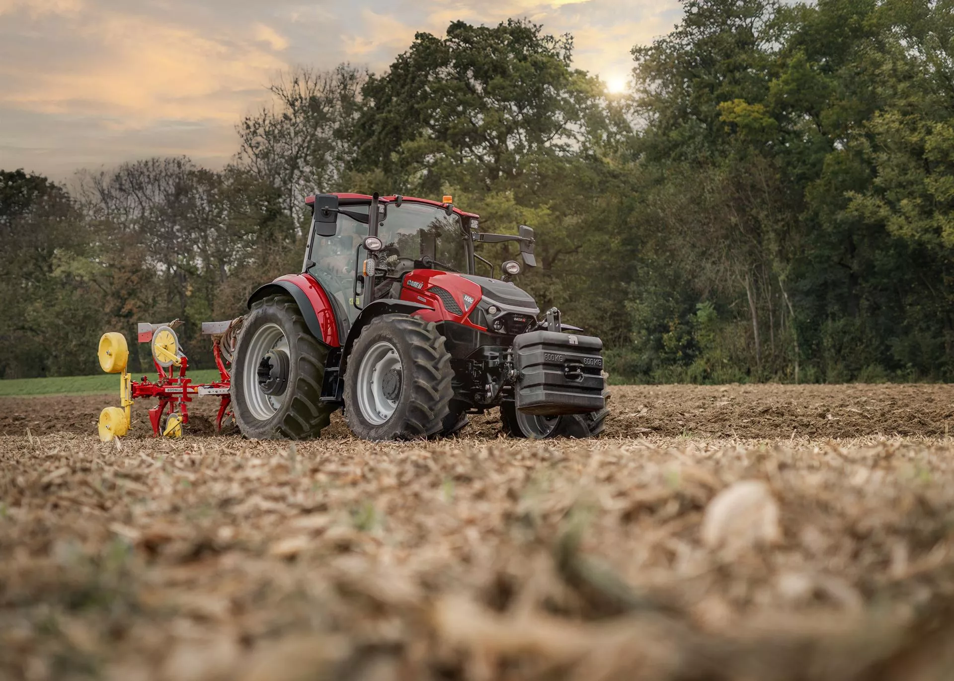 Ciągnik Case IH dla średniego gospodarstwa. Czym się wyróżnia seria Farmall C?