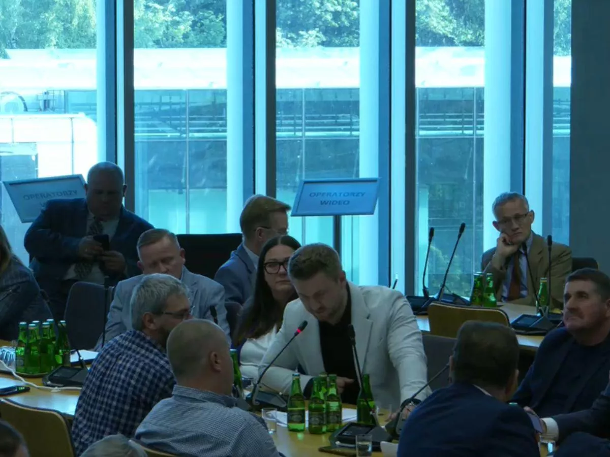 Państwo odda rolnikom pieniądze za wydziobane uprawy? Jest projekt ustawy