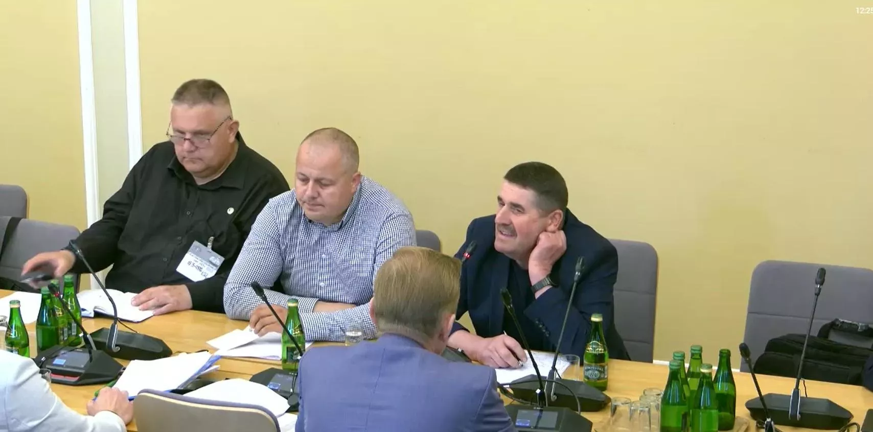 Na pola wrócą komisje? Ostry spór o aplikcję suszową w Sejmie