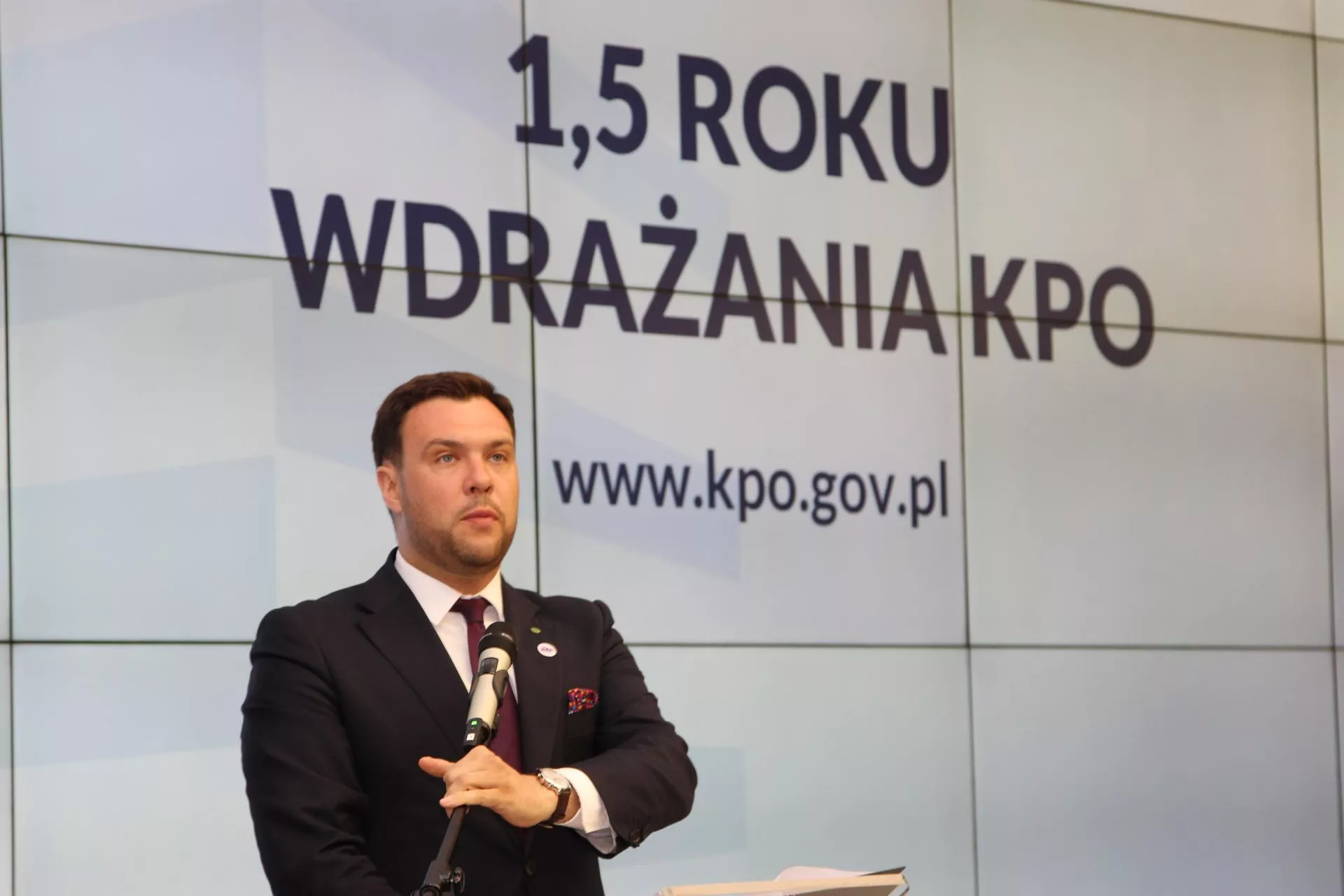 15 tys. silosów zbożowych i 50 tysięcy dachów. Ile pieniędzy dla rolników z KPO?