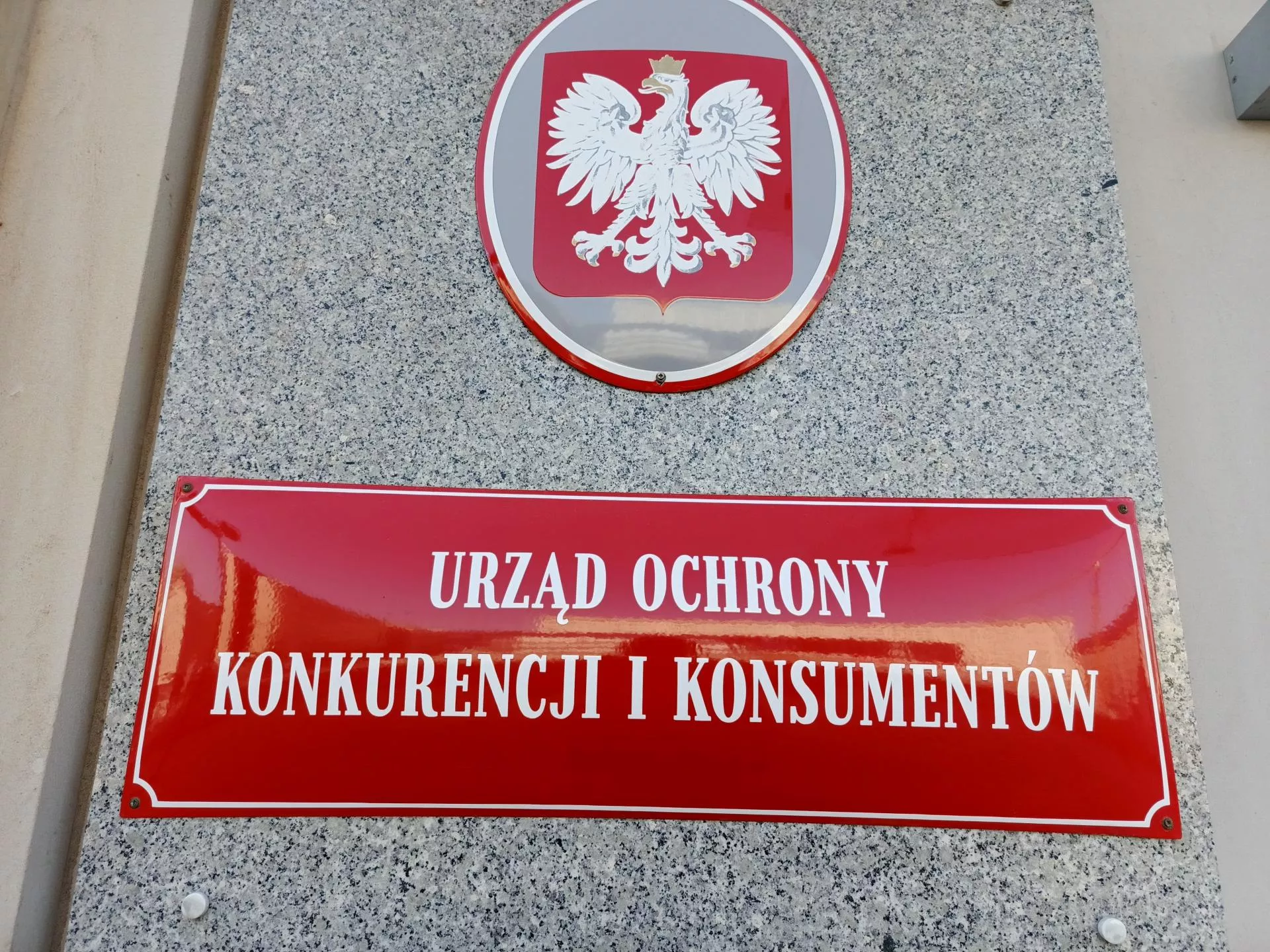 Rolnicy przepłacali za ciągniki i kombajny? UOKiK oskarża dealerów o zmowę cenową