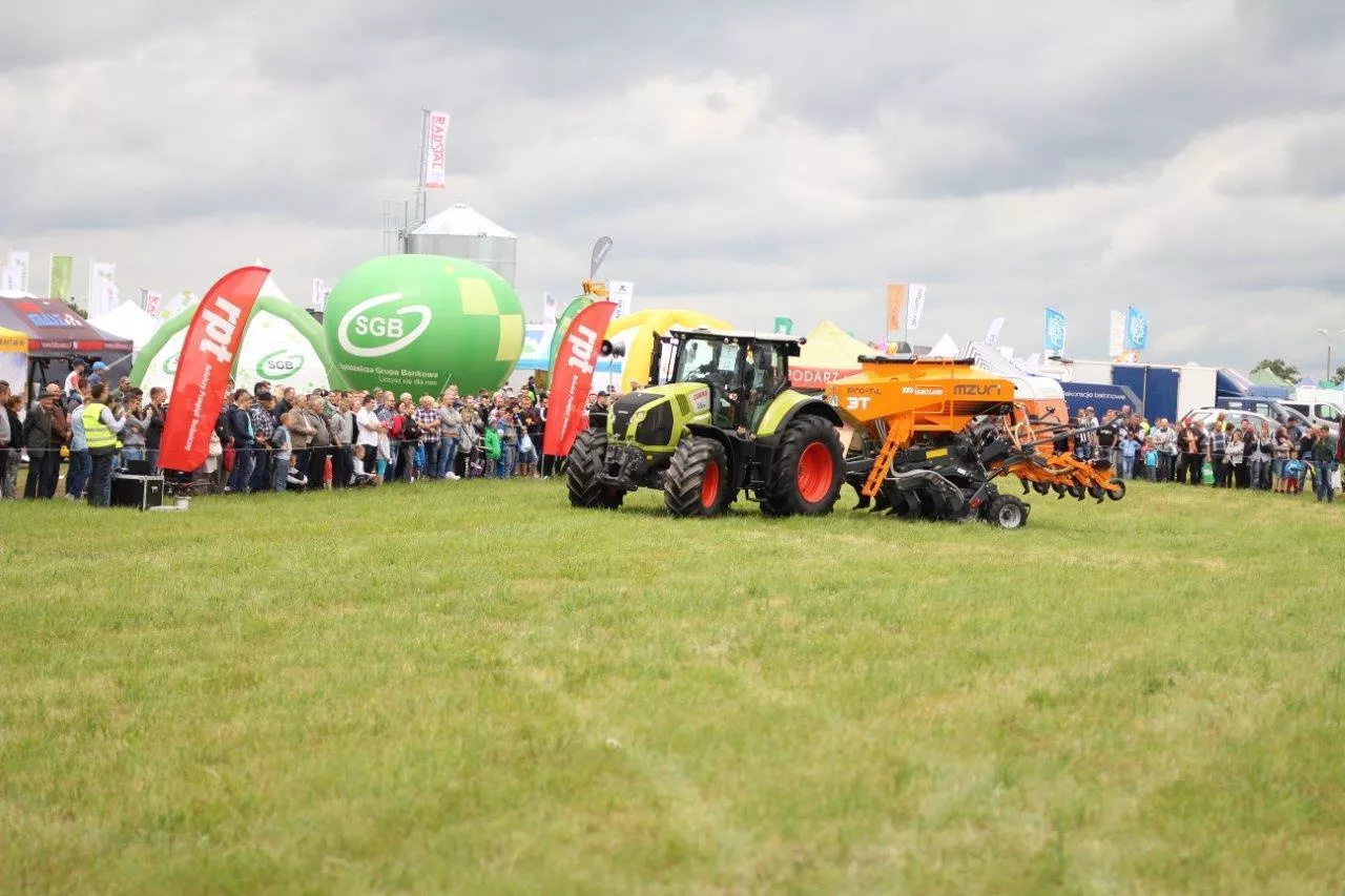AGRO-TECH Minikowo 2025: pokazy, wykłady, dni pola