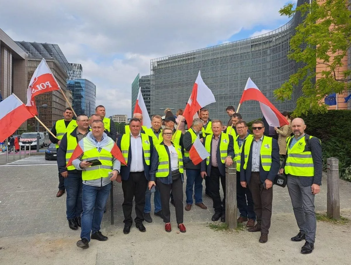 Rolnicy alarmują: cięcia w dopłatach najmocniej uderzą w Polskę, a posłowie milczą