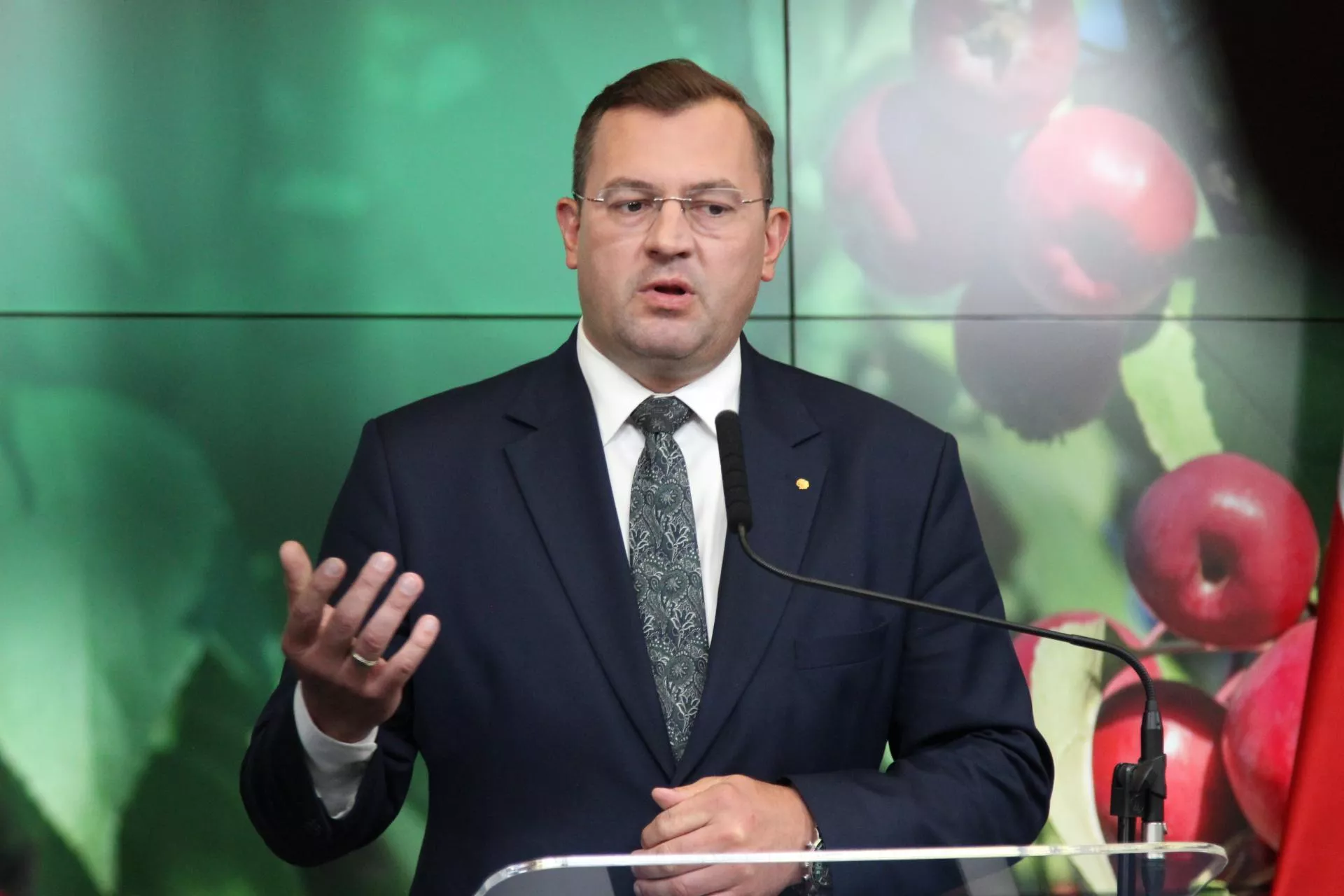 Nowe zasady dopłat od 2026 roku. Krajewski: tylko aktywny rolnik dostanie pieniądze