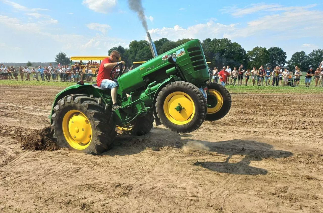 Festiwal starych traktorów 2025 w Wilkowicach: kiedy? Jakie atrakcje dla rolników?