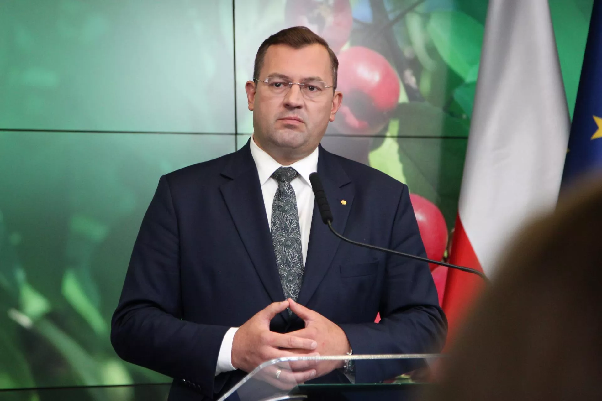 69 mln zł na rekompensaty dla rolników. "Pieniądze trafią tam, gdzie są najbardziej potrzebne"