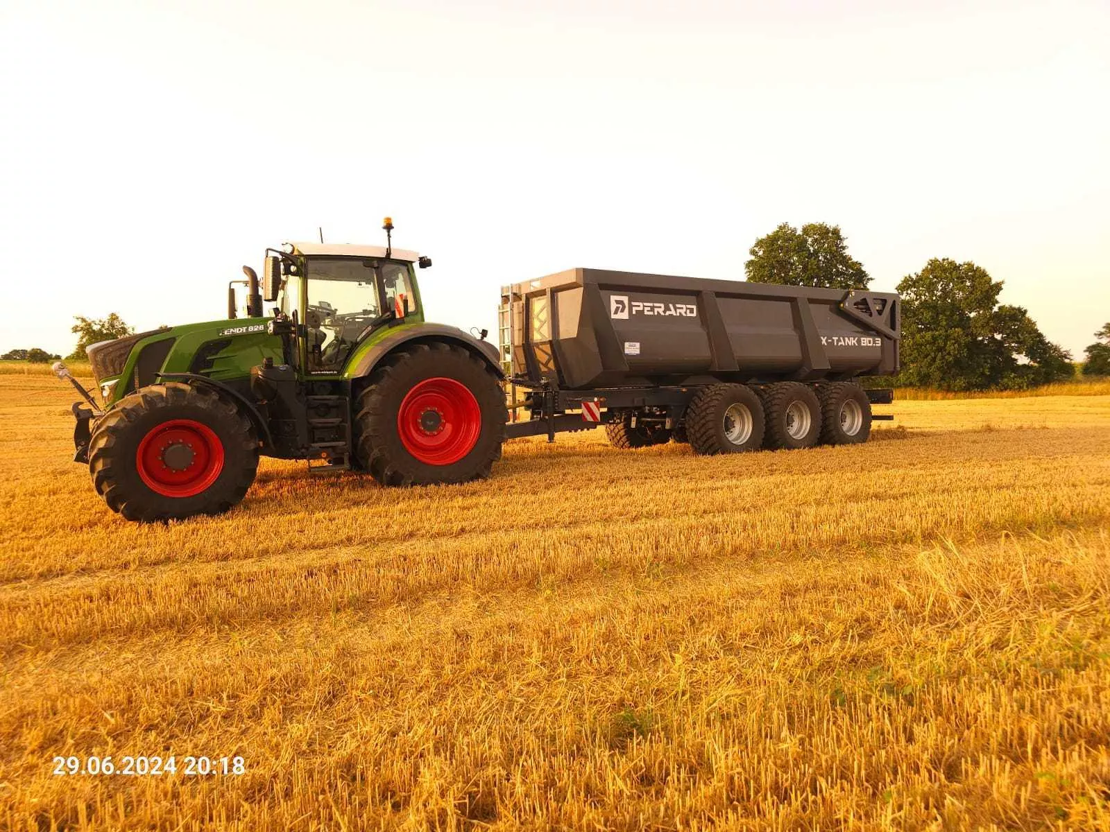 Jak dobrać przyczepę do ciągnika? Praktyczny poradnik rolnika