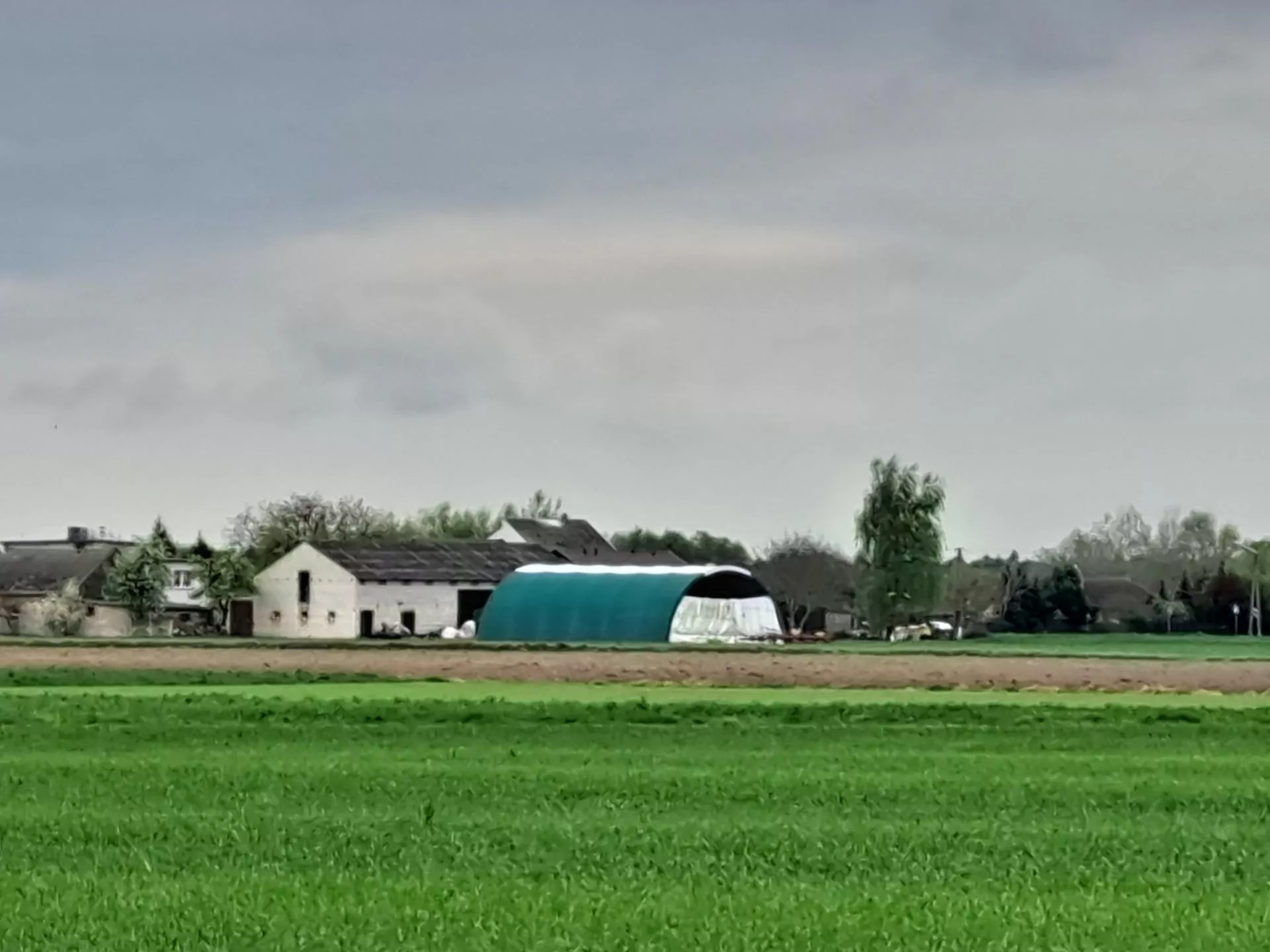 Tysiące rolników pod lupą ARiMR. Co kontrolerzy sprawdzą w gospodarstwie?