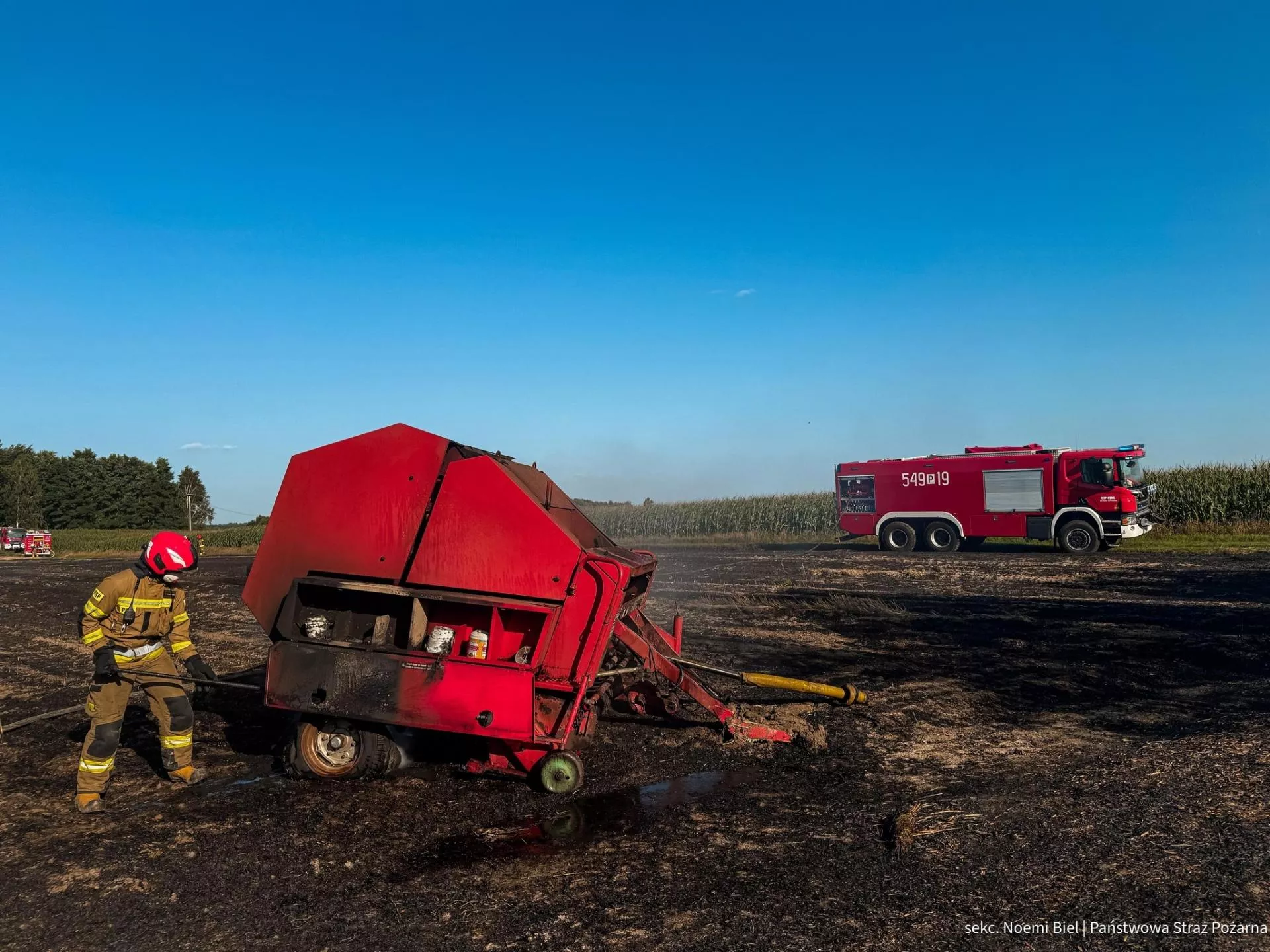 Prawie 2 tys. pożarów tylko w dwa tygodnie. Straż pożarna apeluje do rolników