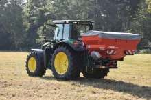 Prosty i wydajny rozsiewacz MDS może być wyposażony w system komunikacji ISOBUS