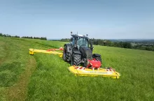 Sterowanie Profiline odpowiada za automatyczną regulację kosiarki frontowej