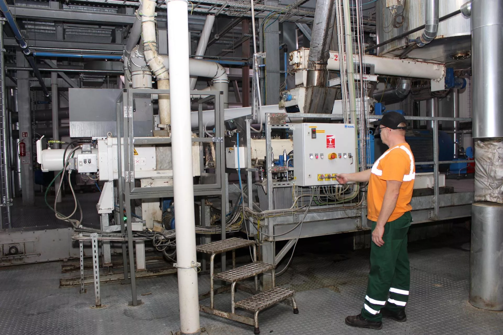 Jak ZUBR zamienia polską soję w paszę premium?