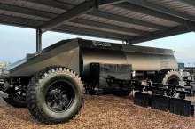 John Deere robi rewolucję. Jeden operator obsłuży 8 opryskiwaczy naraz