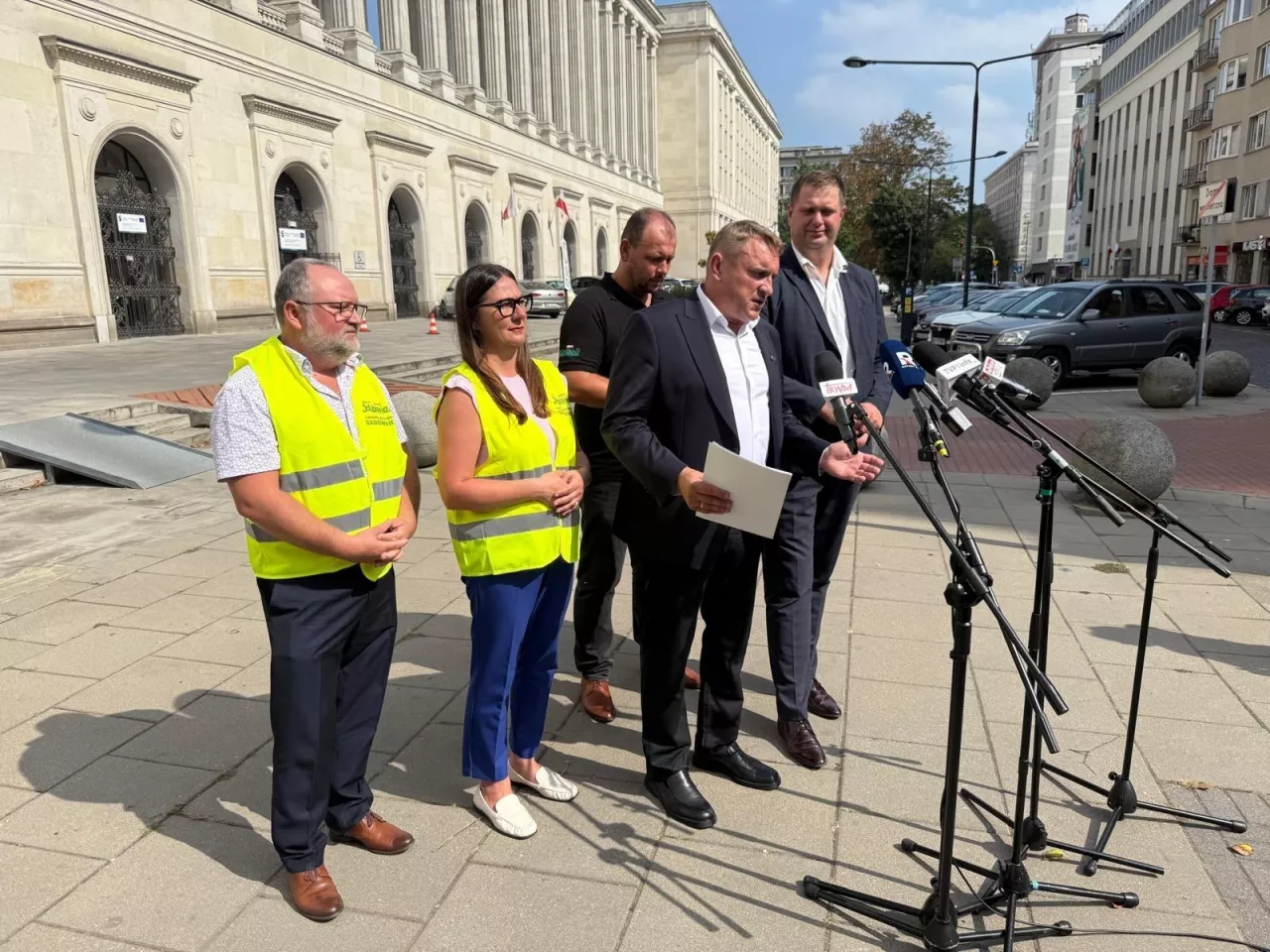 Rolnicy chcą 1500 zł do hektara. „Dziś dokładamy 300 zł”