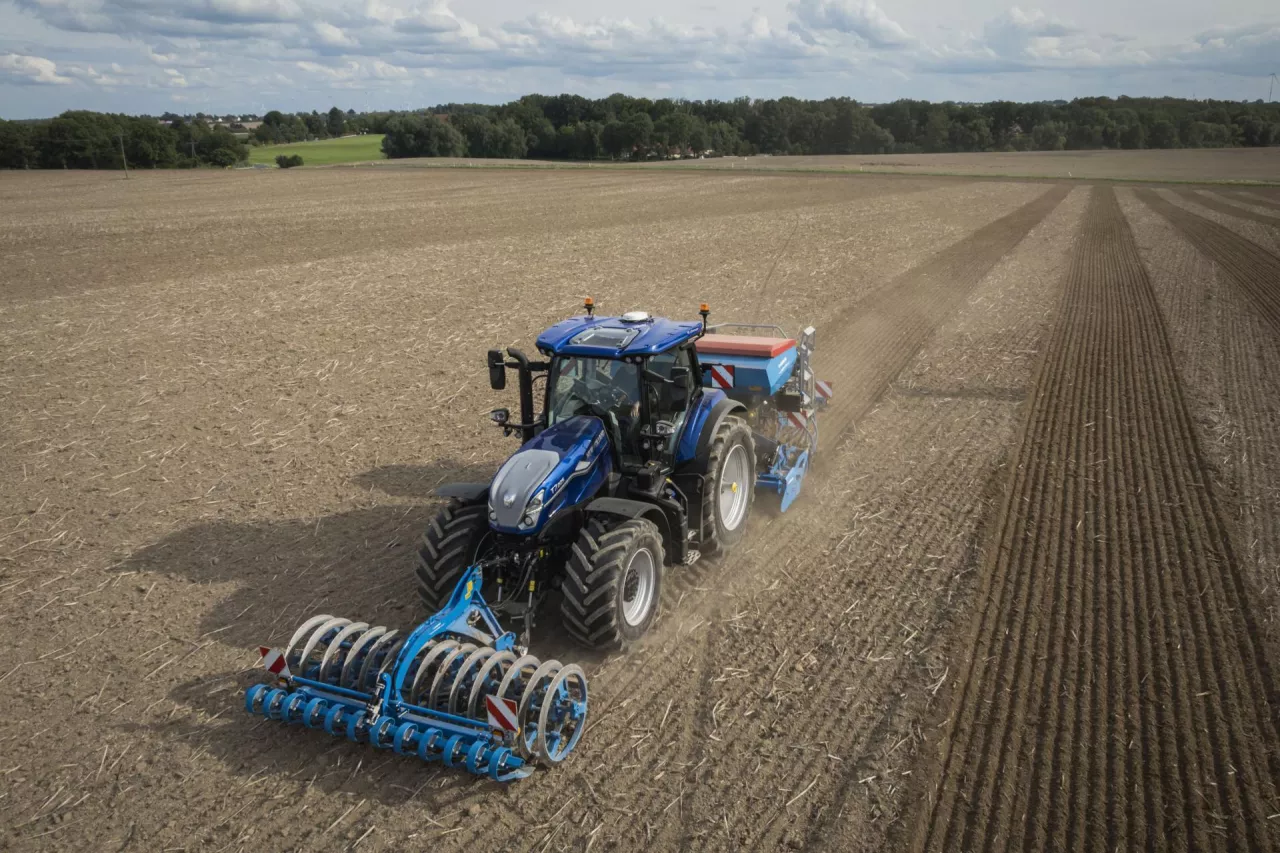 New Holland wprowadza nową wersje ciągników T7 ze standardowym rozstawem osi.