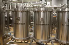 Kolumny jonowowymienne pozwalające na pozyskiwanie laktoferyny na przemysłową skalę