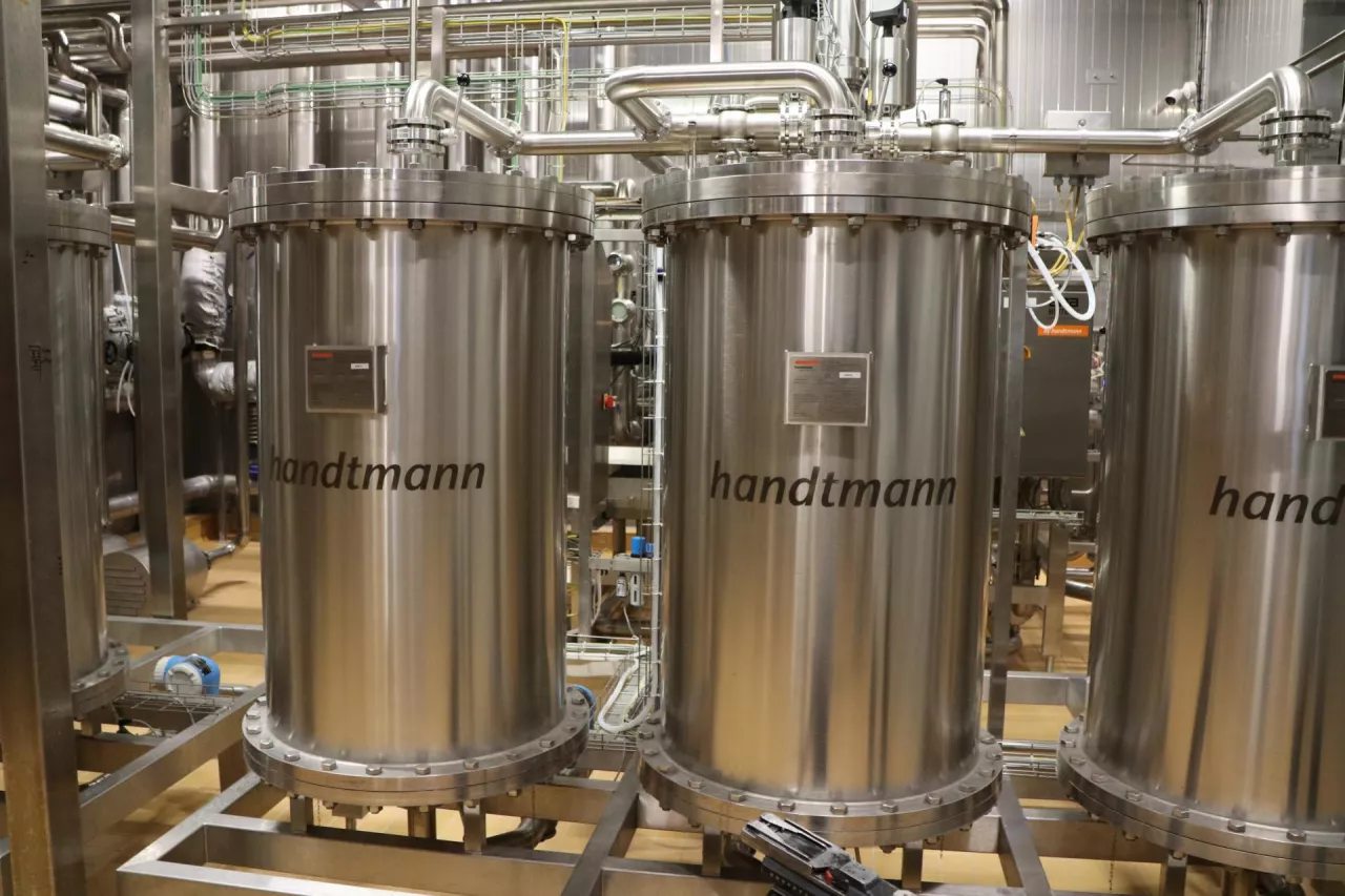 Kolumny jonowowymienne pozwalające na pozyskiwanie laktoferyny na przemysłową skalę