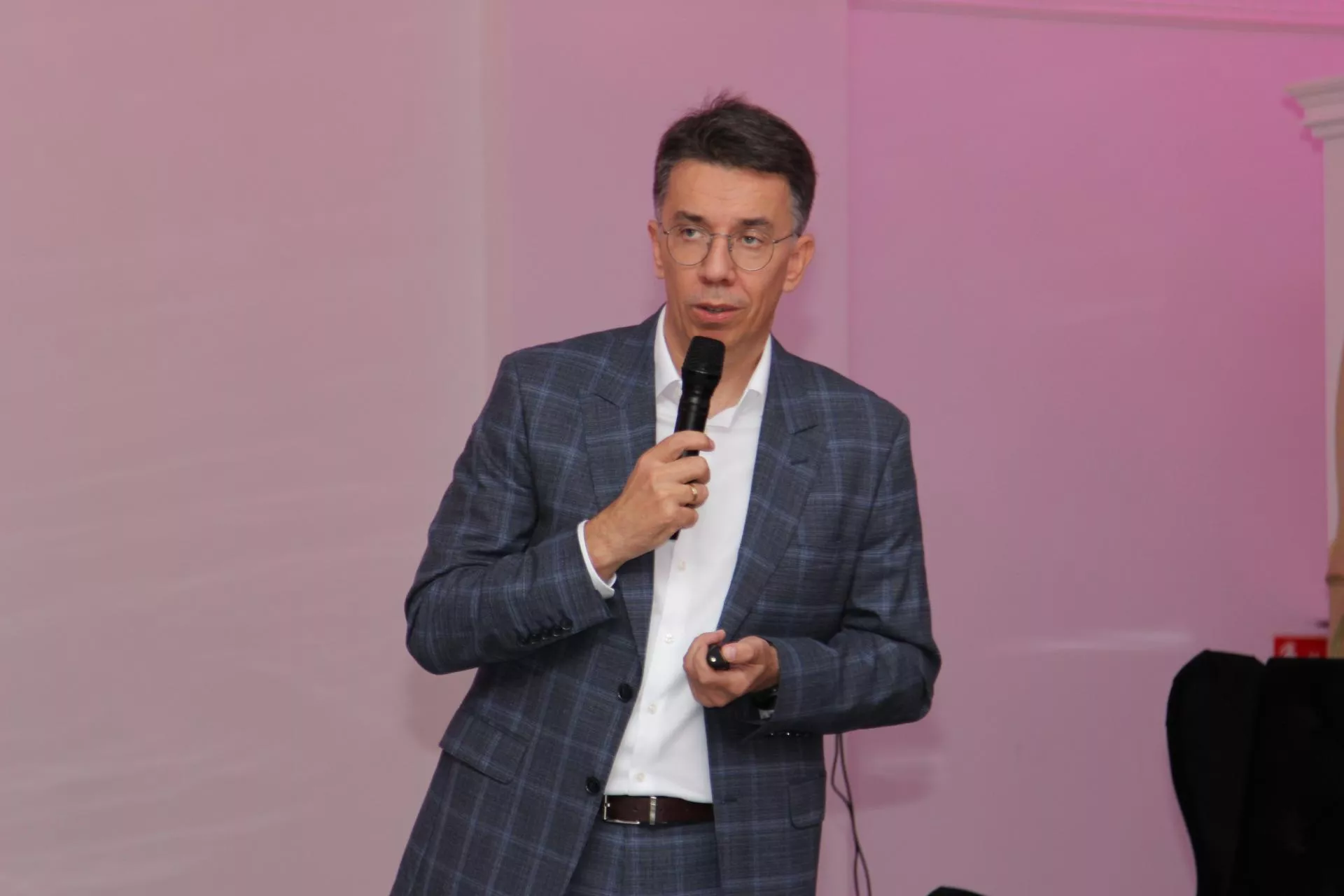 Ceny zbóż wzrosną? Sprzedawać ziarno czy trzymać? Ekspert wyjaśnia