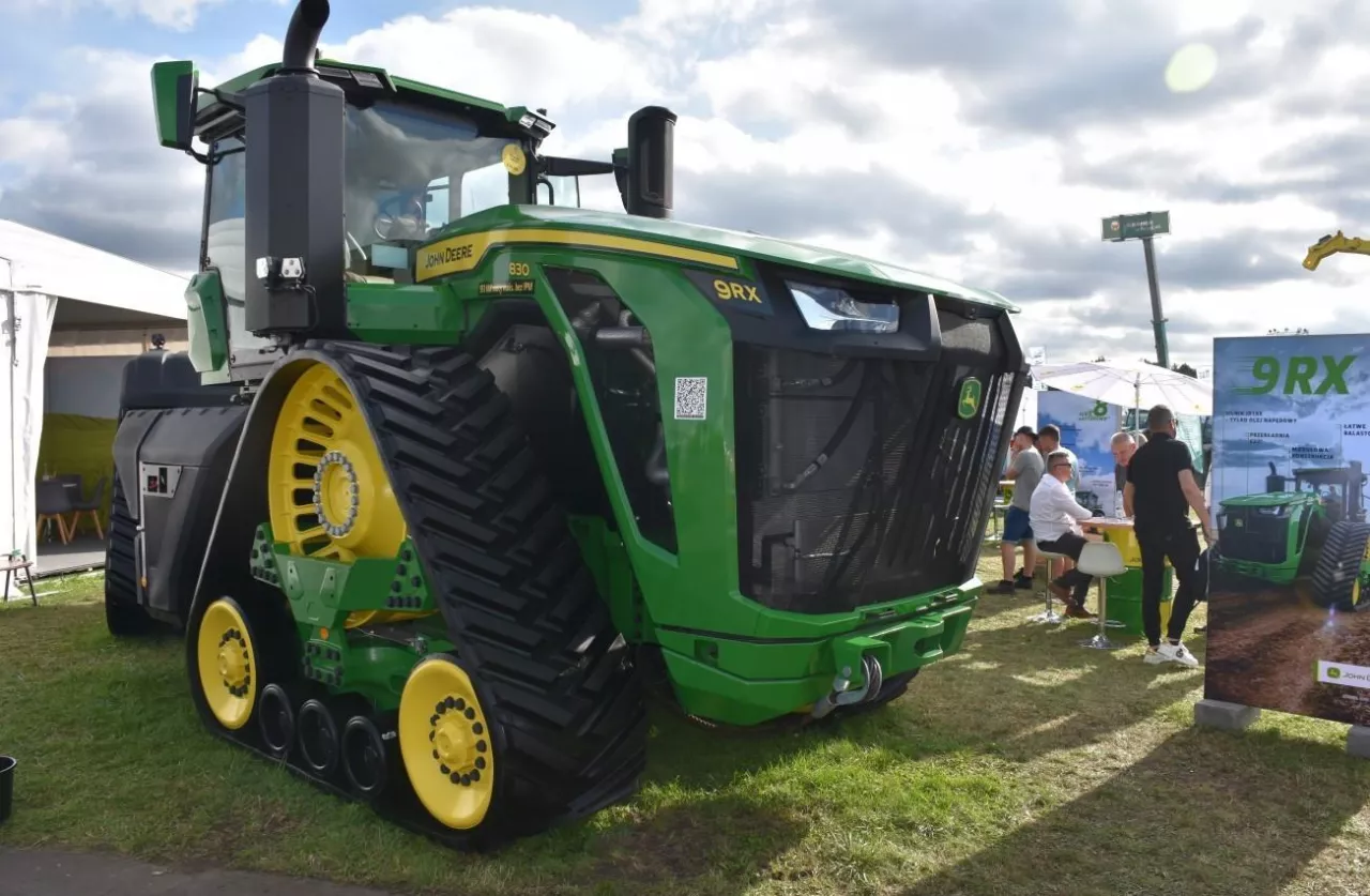 John Deere 9RX 830 na Agro Show 2025