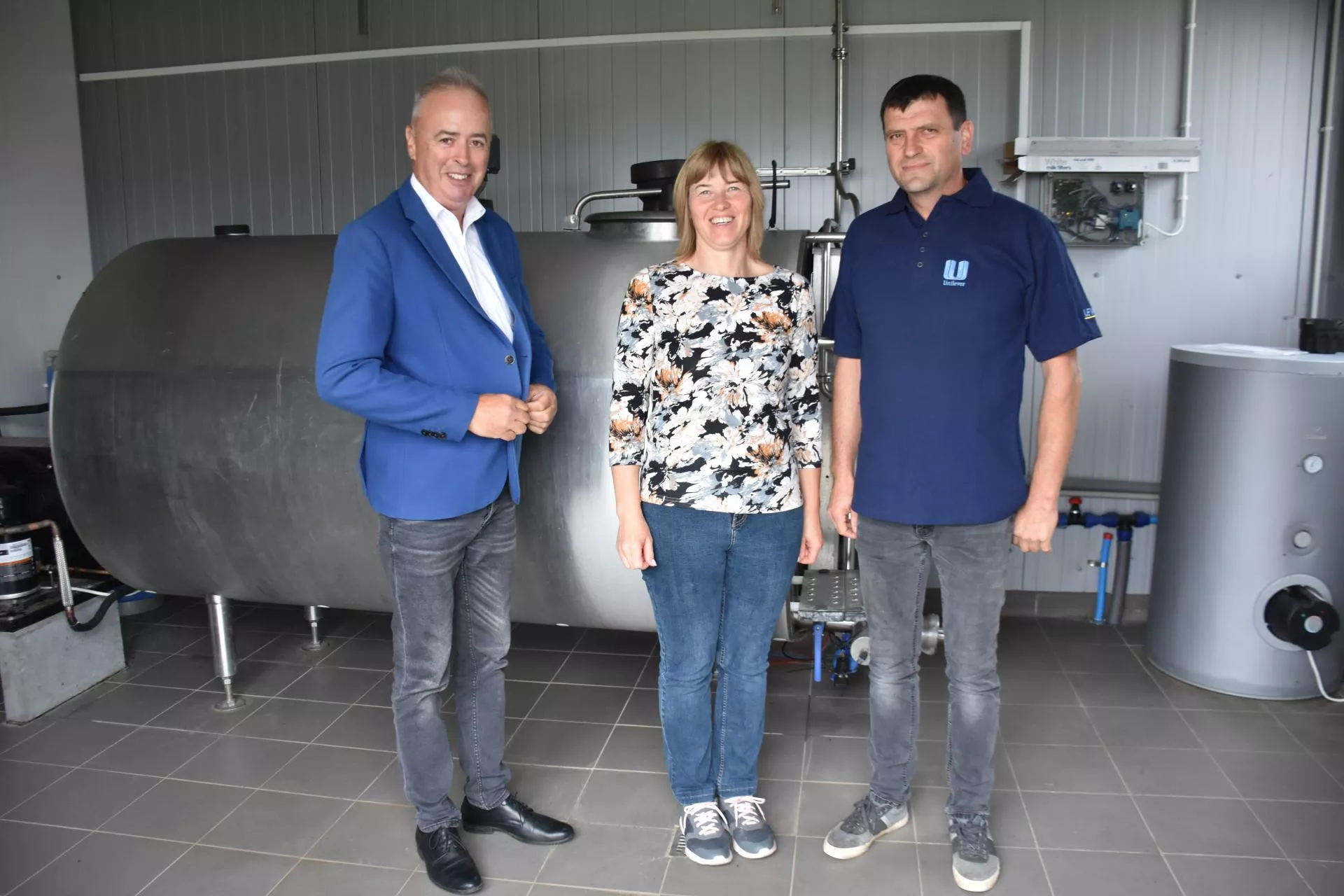 Jak przejść na robota udojowego bez spadku mleka? Rolnik z Podkarpacia pokazuje 3 etapy