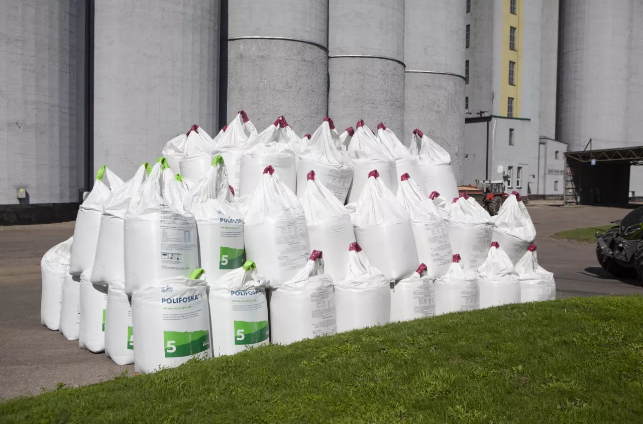 Ceny nawozów w górę w 2026? Sprawdź, ile dziś kosztuje saletra i polifoska [SONDA]
