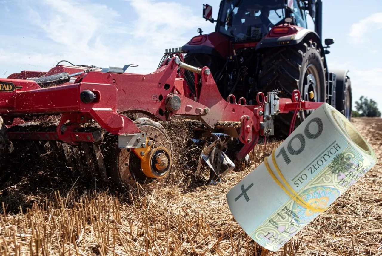 Ponad połowa rolników ma już zaliczki dopłat. ARiMR wypłaciła ponad 5,5 mld zł