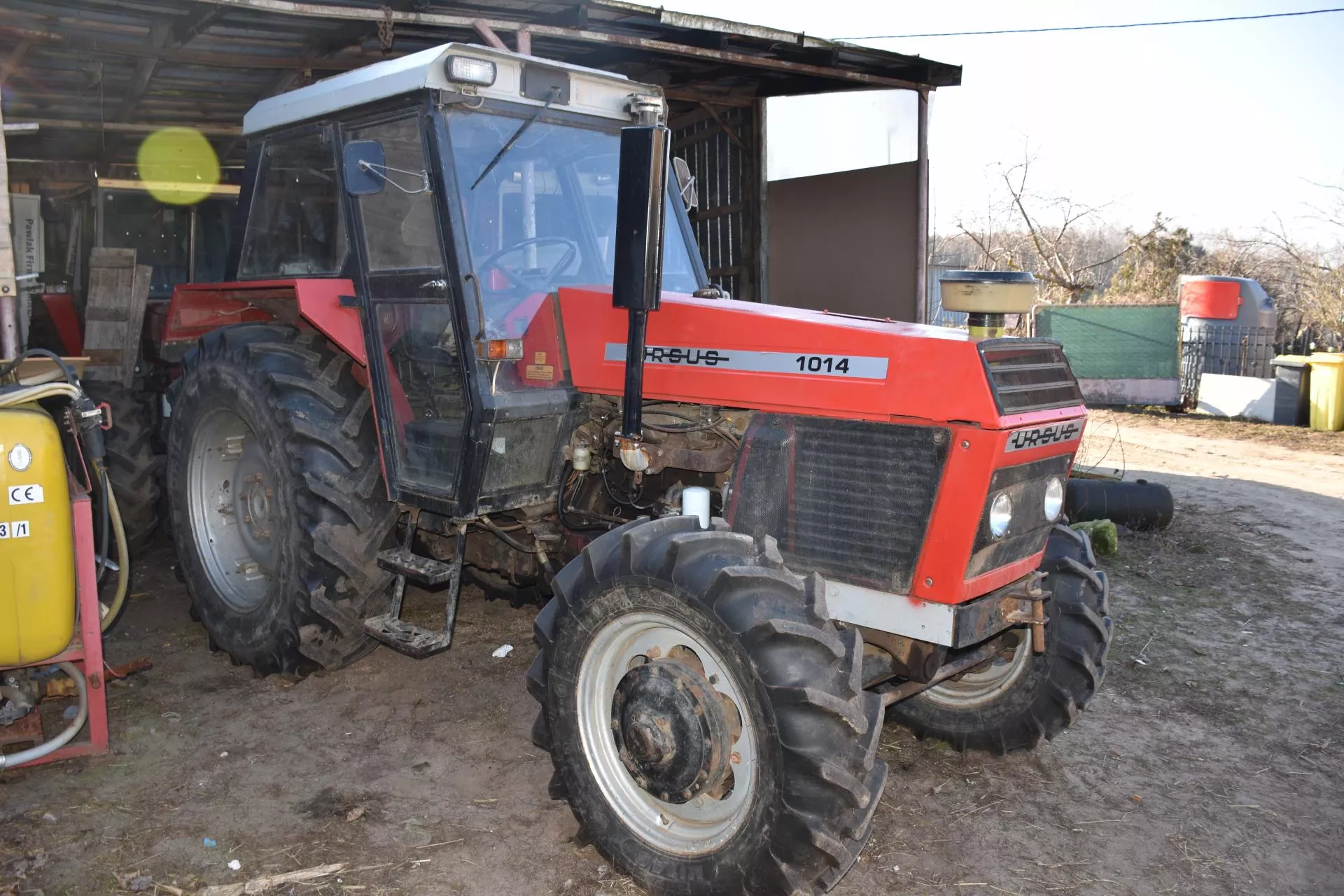 Urząd sprzedaje ciągniki. Ursus 1014 i MTZ w niższych cenach. Jakich?