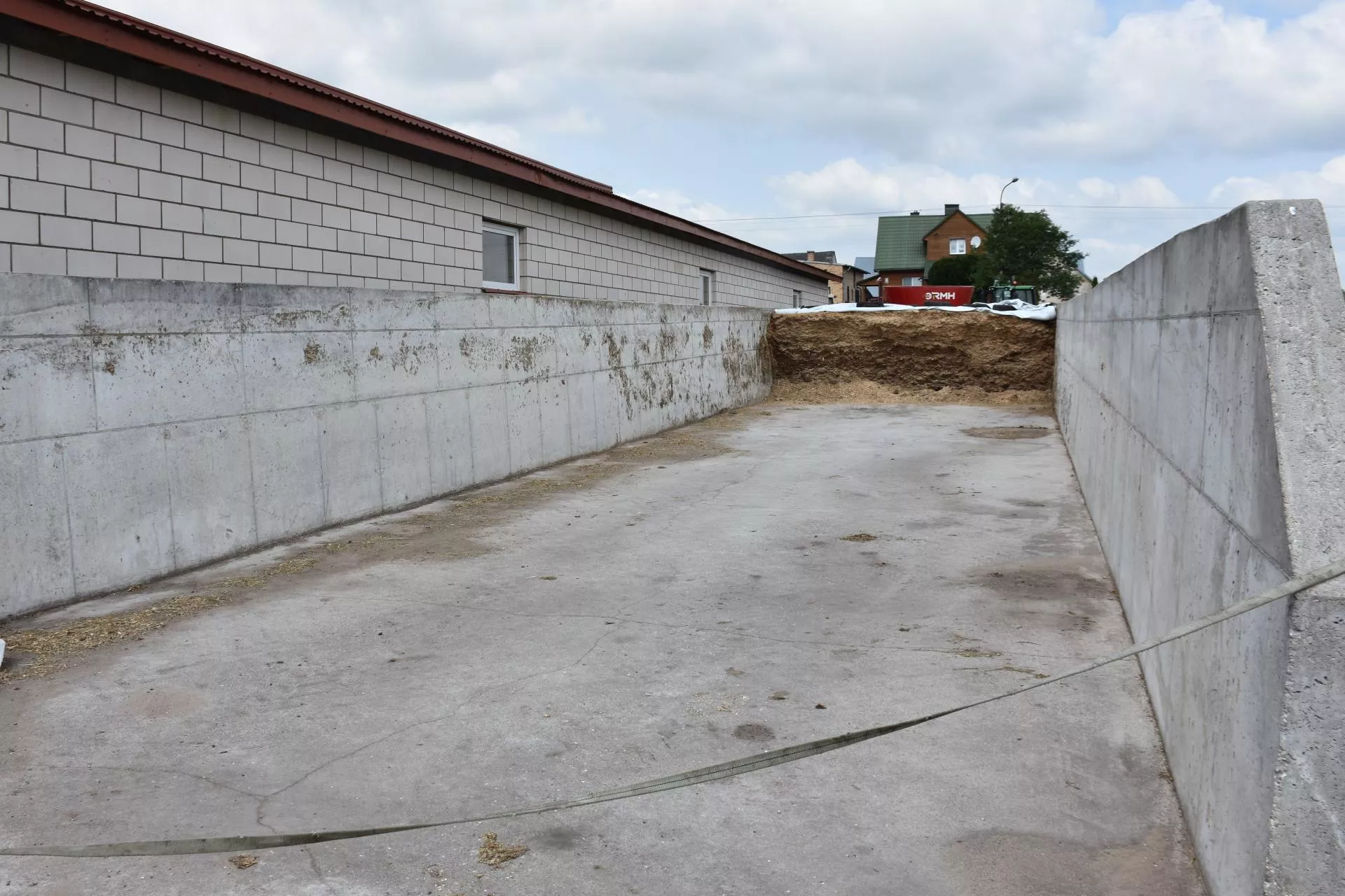 Co rolnik może wybudować tylko na zgłoszenie? Zasady i przykłady