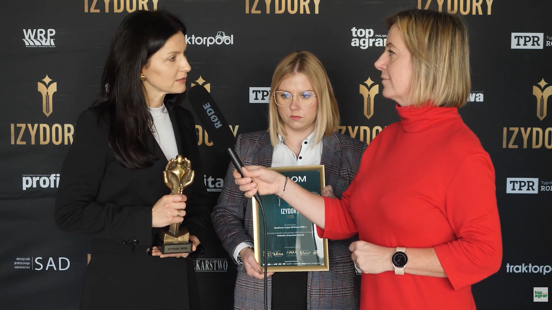 Rewolucja w prasowaniu bel? Rolnicy nagrodzili produkt Tama Polska