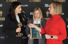 Wywiad Anny Kurek, redaktorki top agrar Polska, wraz z Agatą Jaracz oraz Martą Armatys z firmy Tama Polska, które odebrały plebiscyt Izydory 2025