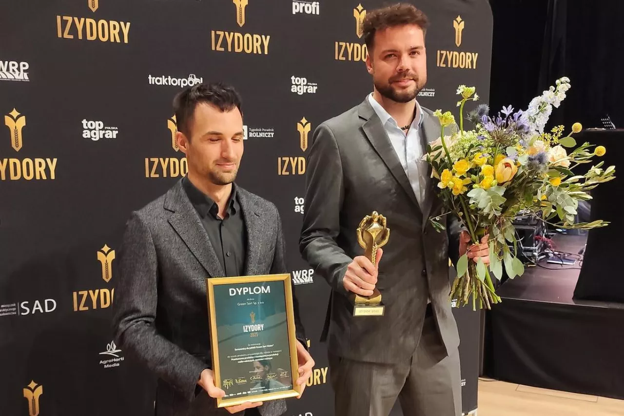 Wojciech Kuśmierczyk i Tomasz Stefaniuk na gali Izydory 2025